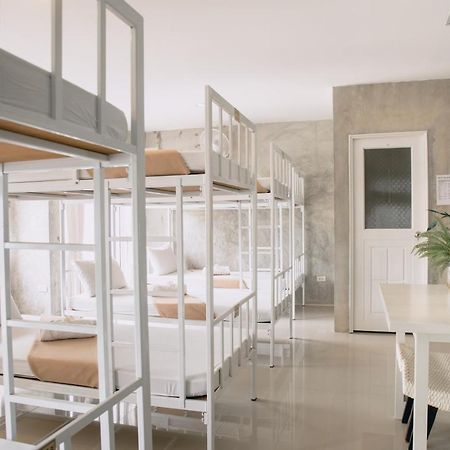 Ban'S Avenue Guesthouse كو تاو المظهر الخارجي الصورة