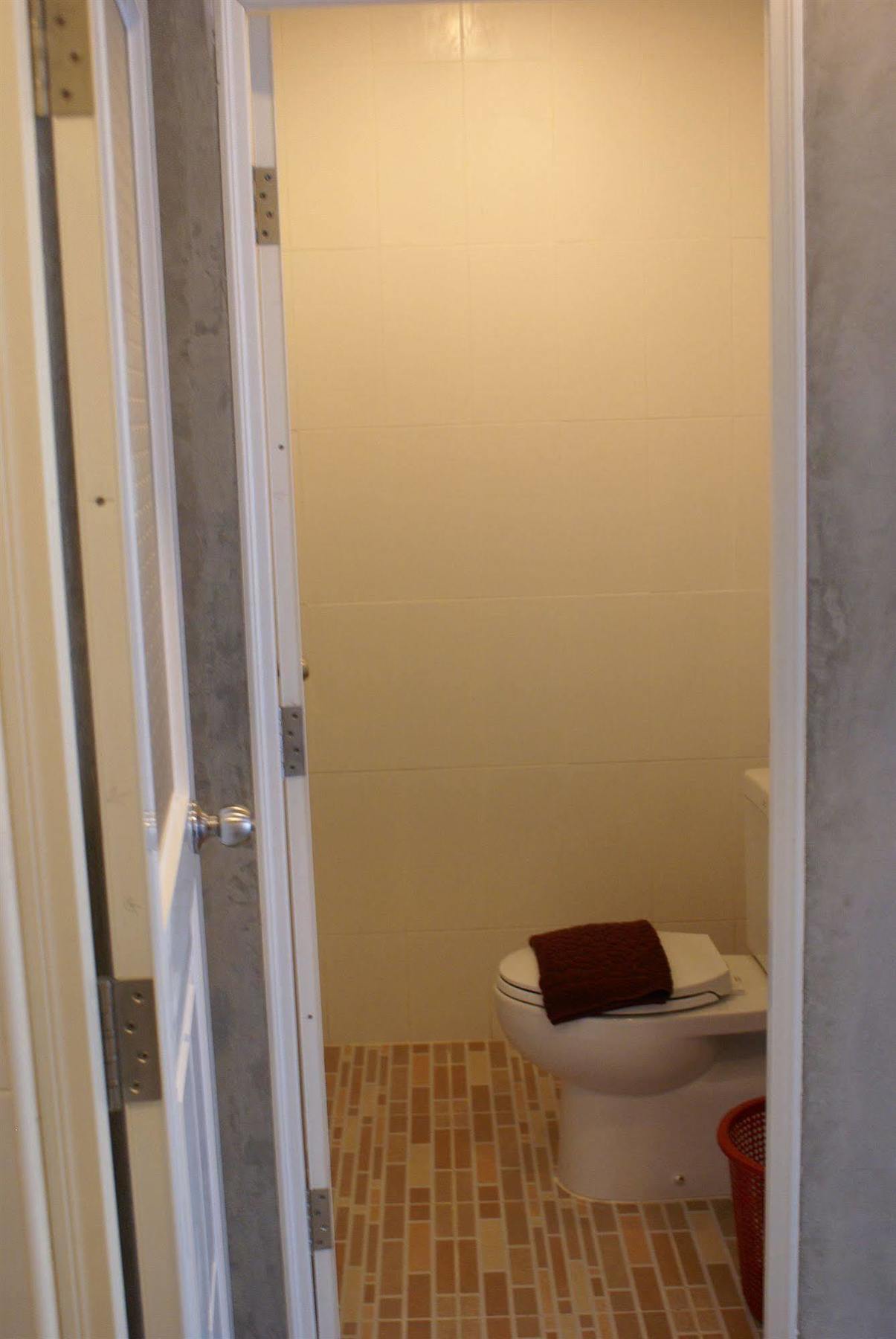 Ban'S Avenue Guesthouse كو تاو المظهر الخارجي الصورة