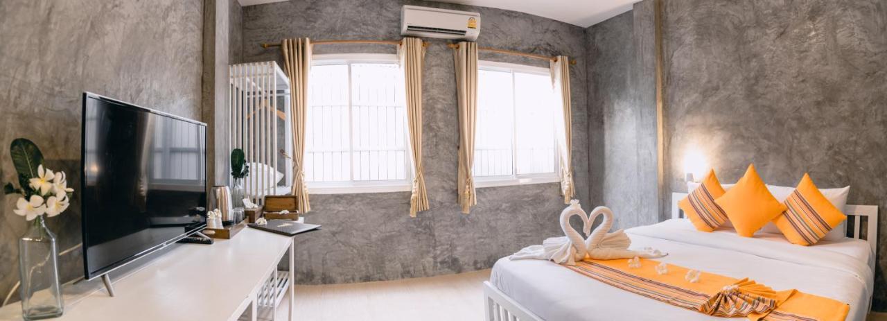 Ban'S Avenue Guesthouse كو تاو المظهر الخارجي الصورة