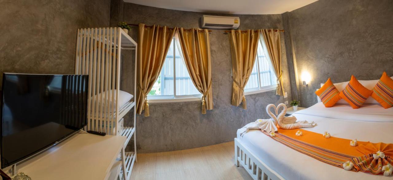 Ban'S Avenue Guesthouse كو تاو المظهر الخارجي الصورة