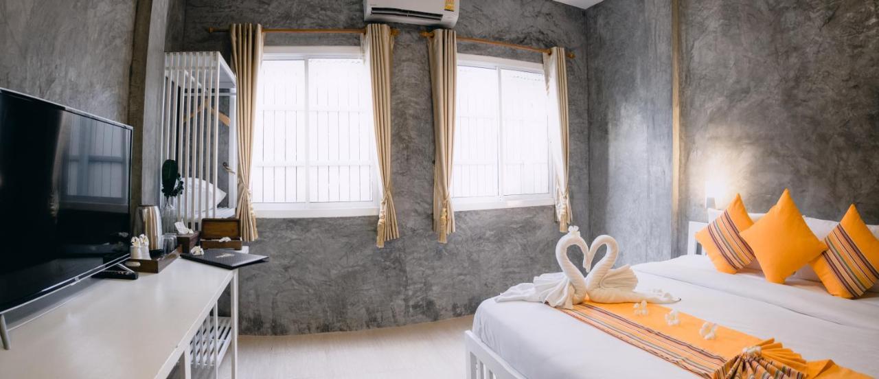 Ban'S Avenue Guesthouse كو تاو المظهر الخارجي الصورة